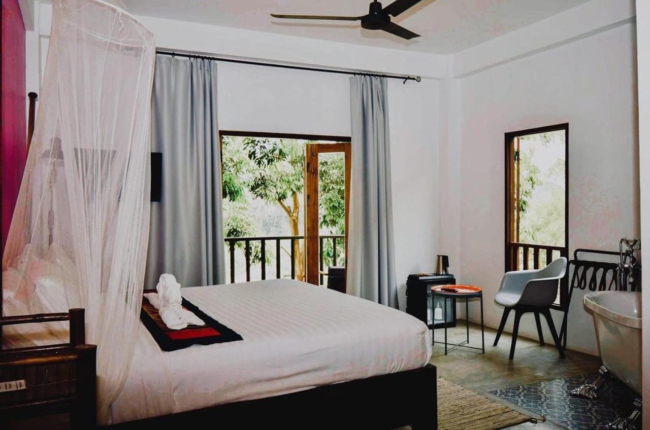 Moonlight Champa Riverview Luang Prabang Exteriör bild